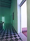 Ver la exhibici&oacute;n de Dan Flavin en la Fundaci&oacute;n Proa