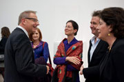El embajador de Suiza, Johann Stephan Matyassy, Teresa Gonz&aacute;lez Fern&aacute;ndez, Pablo Reinoso y Adriana Rosenberg