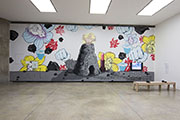 Sala 3 - So Many Ways To Hurt You (The Life and Times of Adrian Street), 2010 (video y pintura mural de Pablo Harymbat)