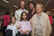 Juan Flesca (der.), Guillermo Goldschmid y fam&iacute;lia