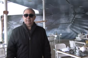 Auditorio - PROA TV. "Ox&iacute;moron" Visita guiada con el curador Daniel Molina.