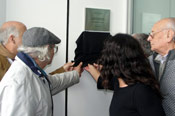 Descubren una placa en homenaje a la Federaci&oacute;n de Obreros en Construcciones Navales